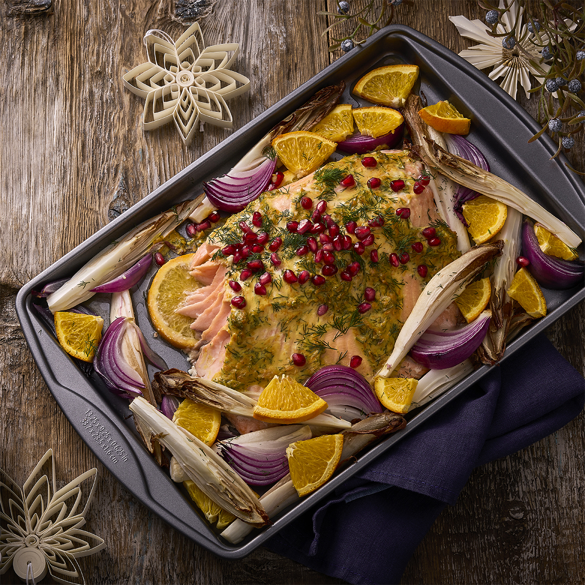Zalmfilet met sinaasappel en roodlof