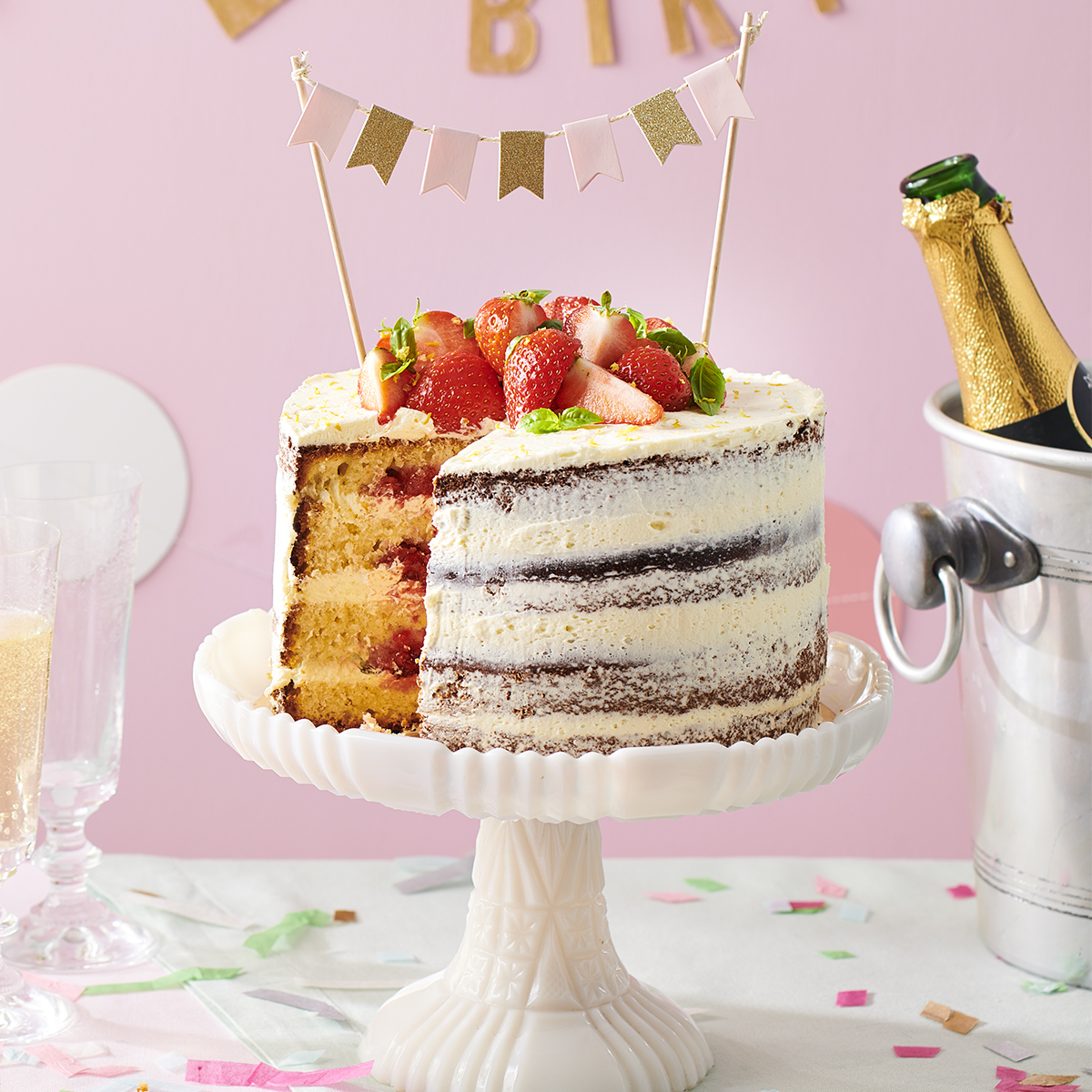 Aardbei naked cake