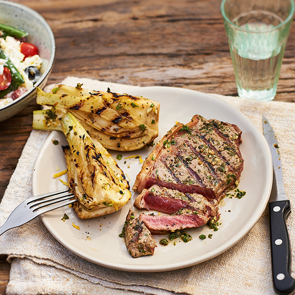 Entrecote met tuinkruidenmarinade
