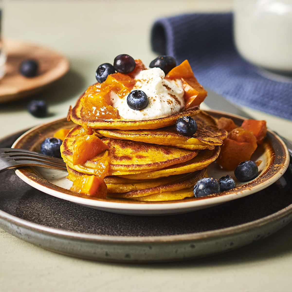 American pumpkin pancakes met pompoencompote