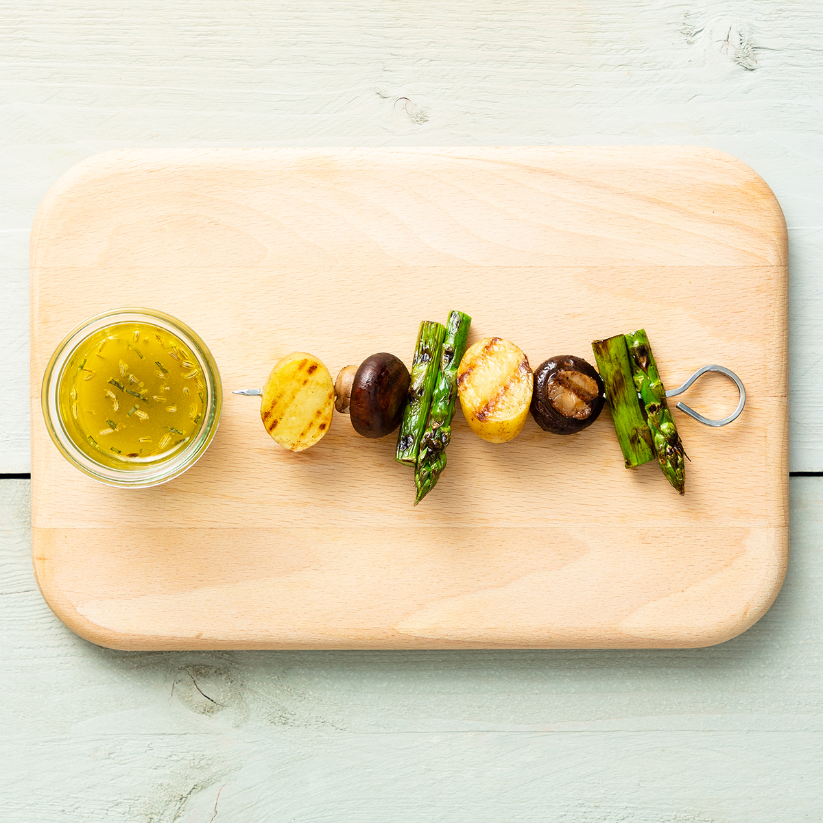 Spies met asperge, paddenstoel en kriel in de schil