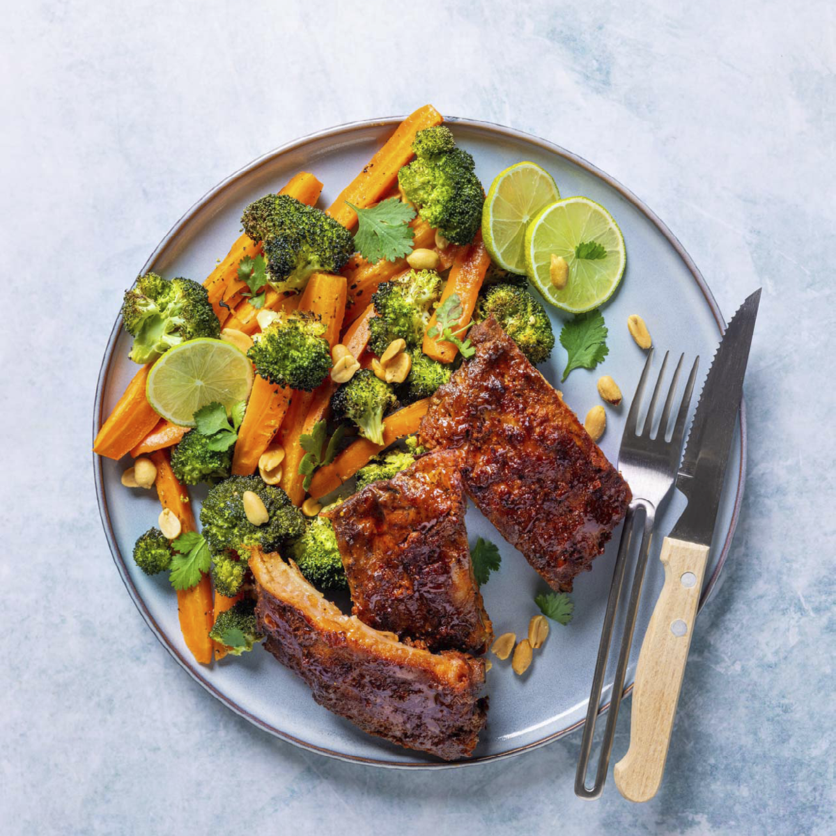 Spareribs met geroosterde broccoli