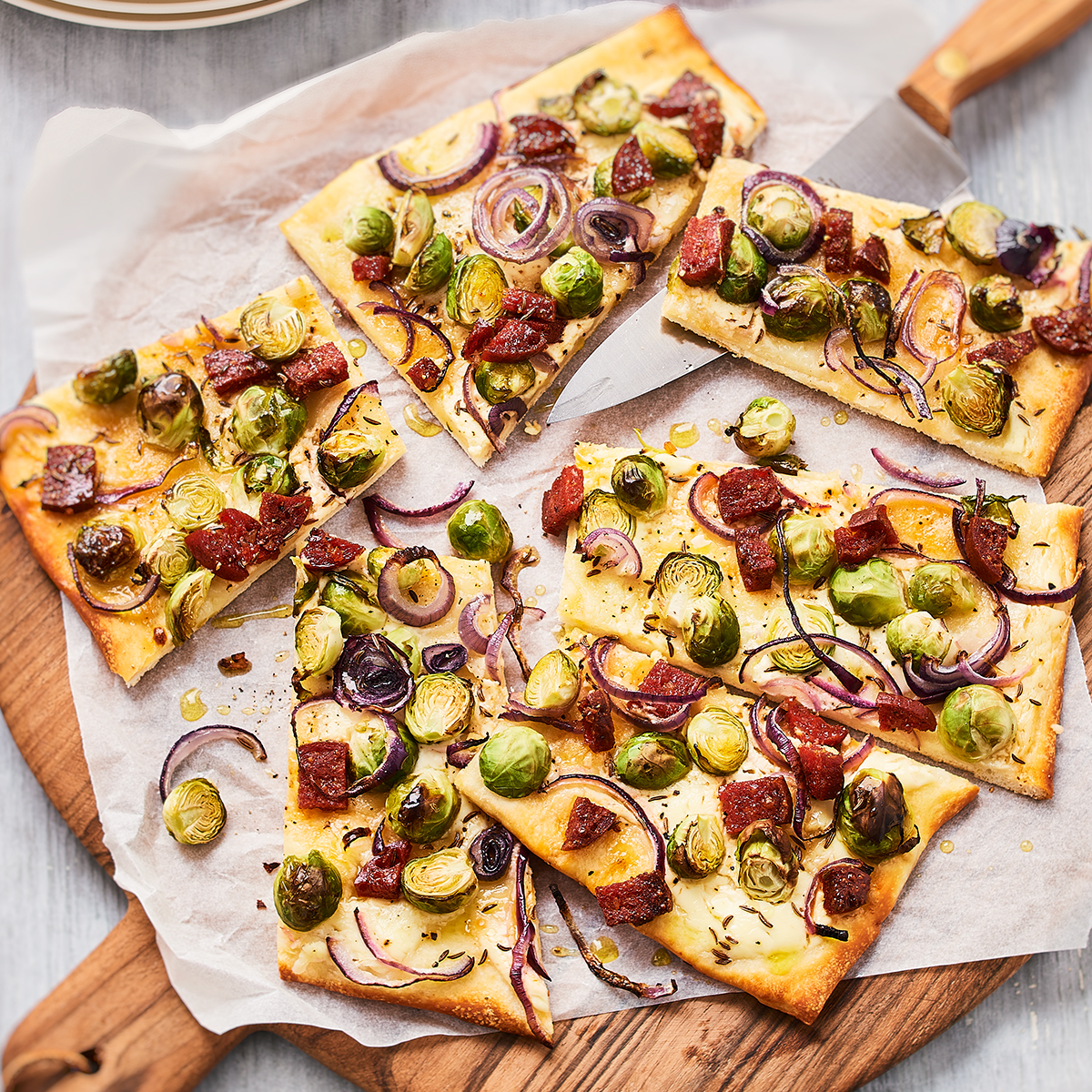 Spruitjes flammkuche met chorizo