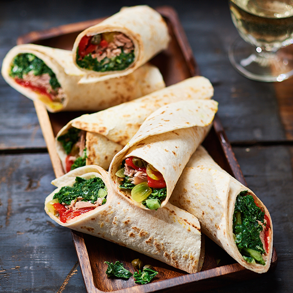 Wraps met boerenkoolsalade en tonijn