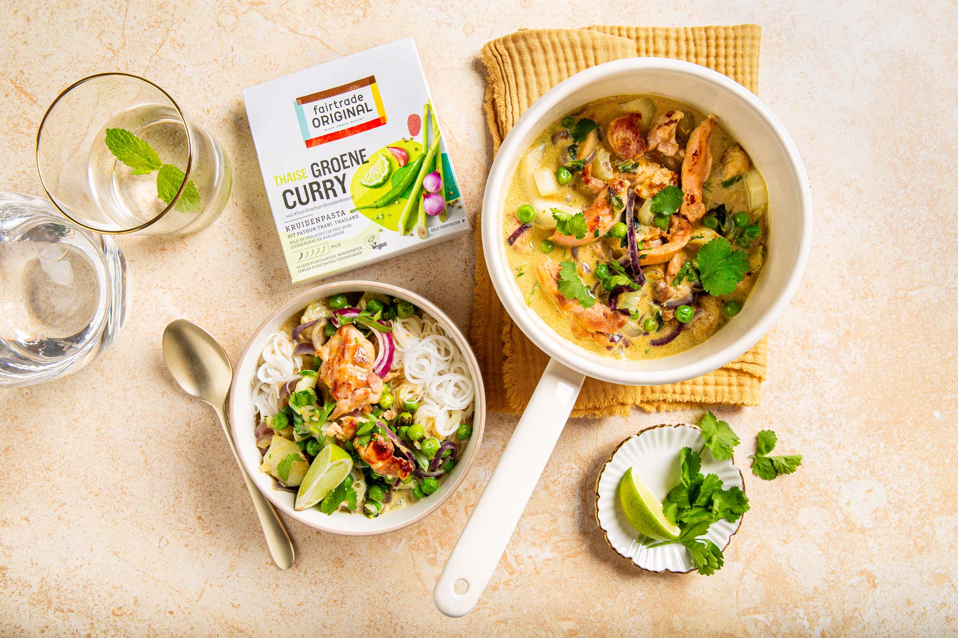Groene curry met kip en paksoi