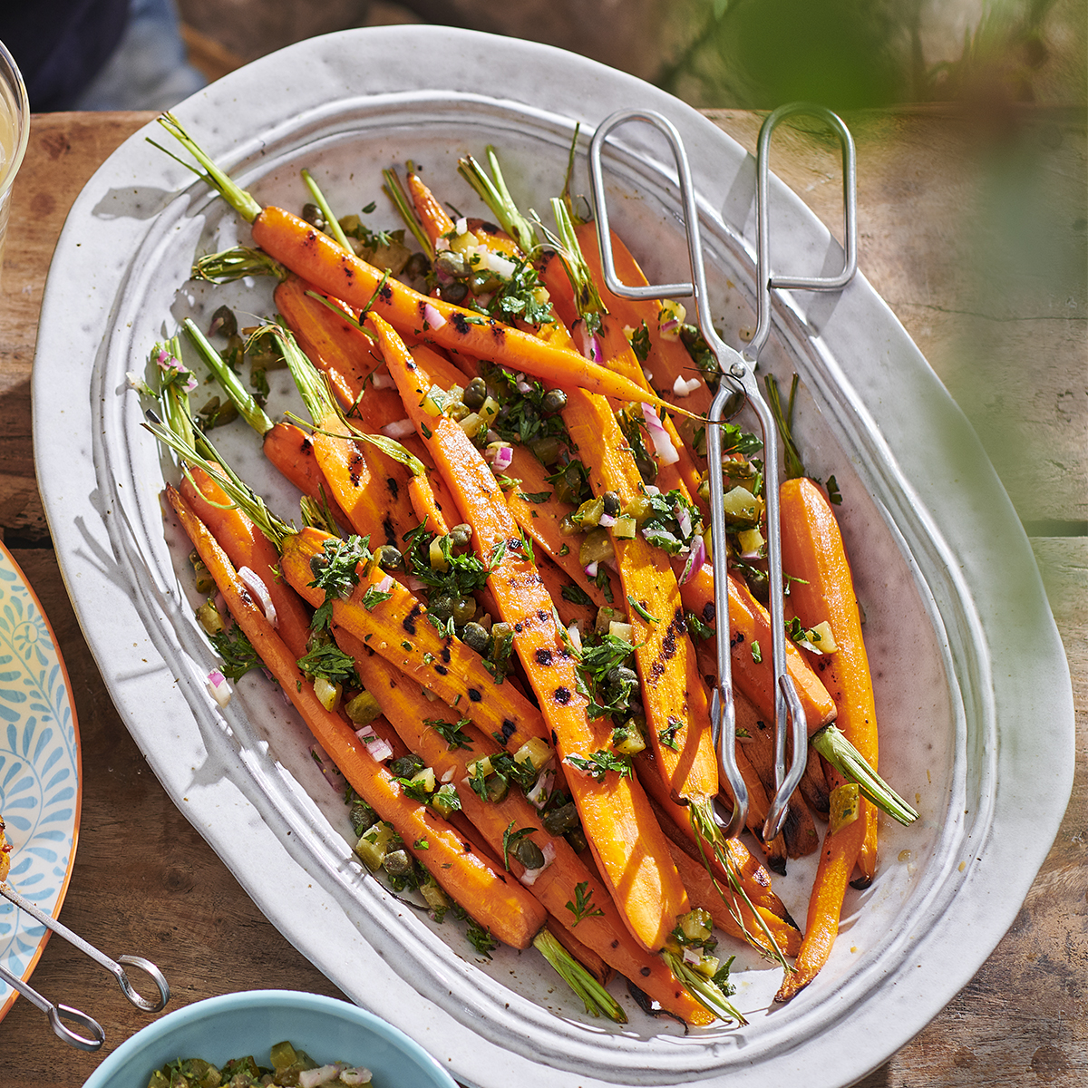 Salade van geroosterde bospeen met salsa verde