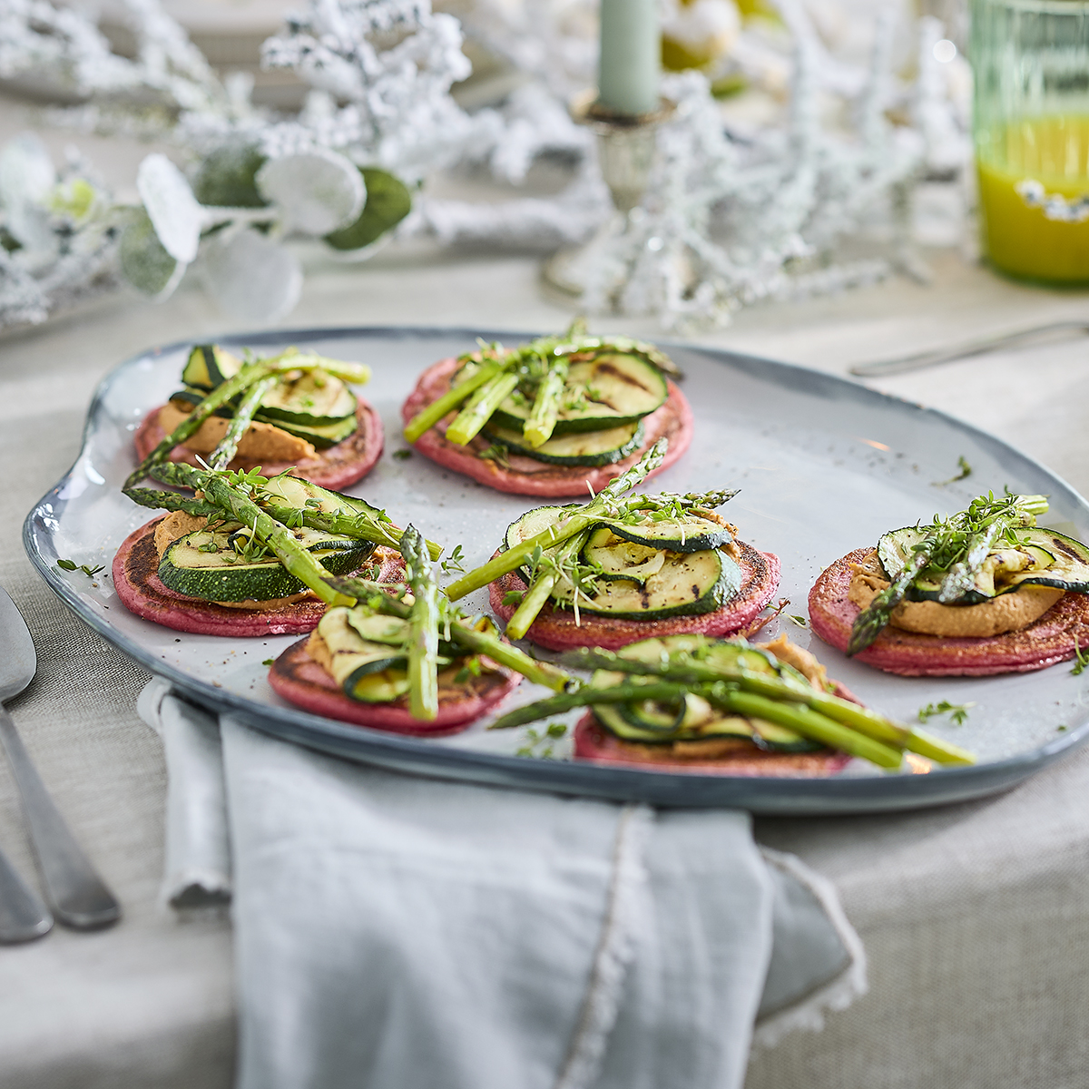 Bietenpannenkoekjes met hummus