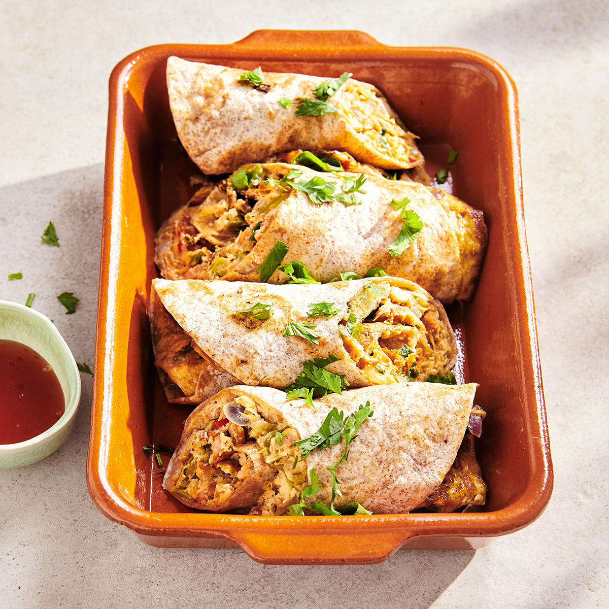 Pittige omeletwrap met kip