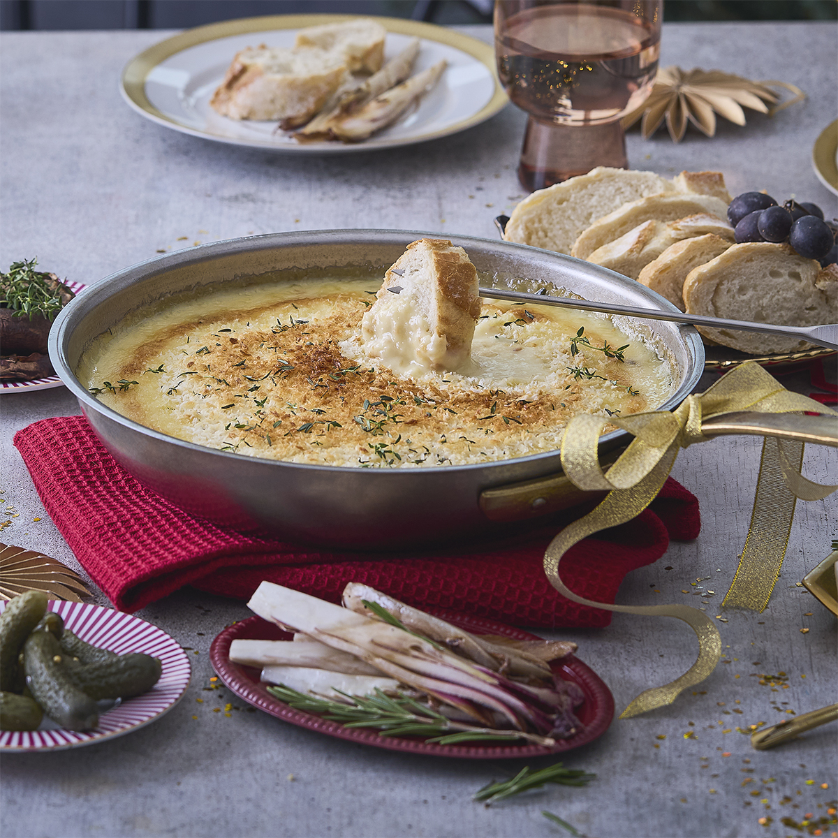 Baked fondue met gegrilde roodlof