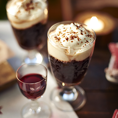 Hollandse koffie met bessenjenever