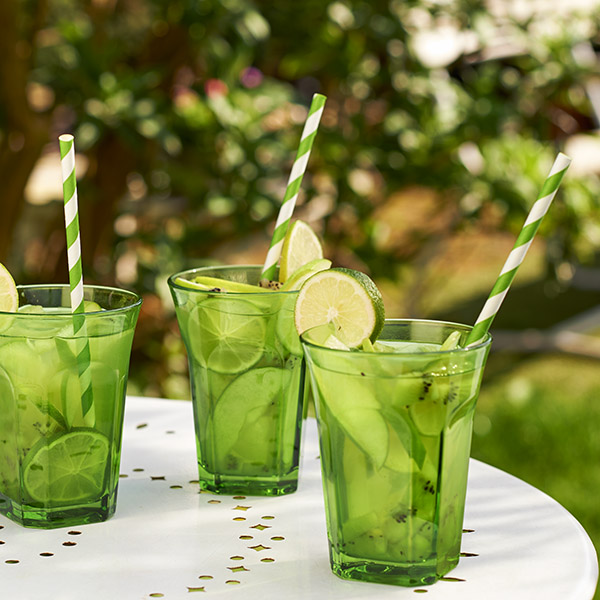 Groene ijsthee met kiwi
